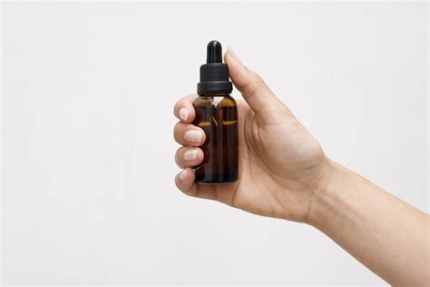 A Complete Guide to Cannabis Tincture Dosage - CanEx Delivery