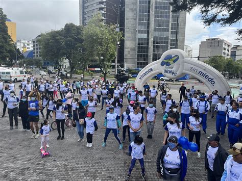 Policía Ecuador On Twitter 👨‍👩‍👧👮🏻‍♂️desarrollamos Una Feria De