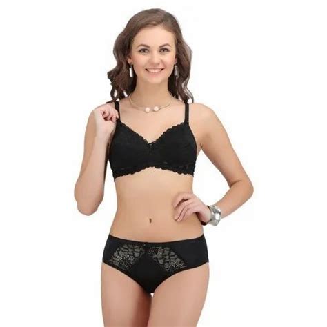 Plain Black Lycra Bra Panty Set For Inner Wear Size 32b At Rs 95 Set