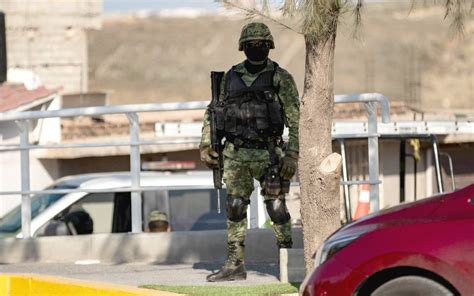 Detienen A Dos Jaliscienses Tras Emboscada A Militares En Tepetongo