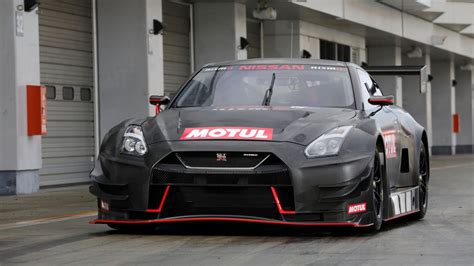 La Nouvelle Nissan GT R NISMO GT3 A Pris La Piste