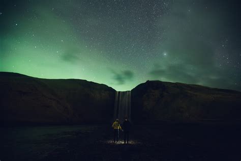 Iceland northern lights season - blitzdop