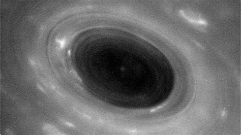 New Video Shows Cassini S First Dive Between Saturn And Its Rings