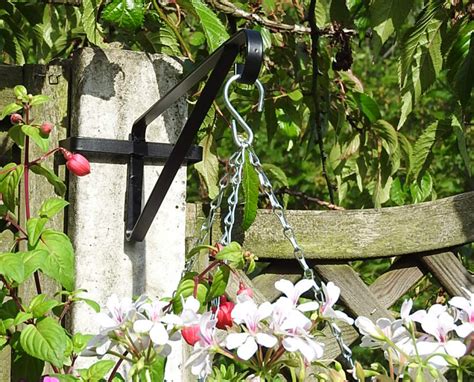 Hanging Basket Bracket For Concrete Fence Posts