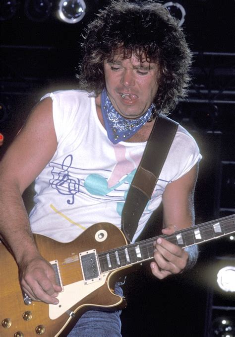 Reo Speedwagons Guitarist Gary Richrath Dies At 65 Daily Mail Online