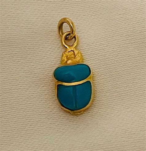 Vintage K Gold Charm Gem