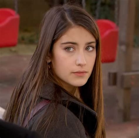 Pin En Wmvac Leyla Hazal Kaya