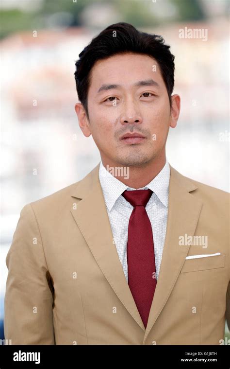 Actor Ha Jung Woo Attends The Photocall Of The Handmaiden