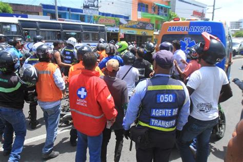 Mototaxismo el fenómeno que tiene en jaque a Cartagena