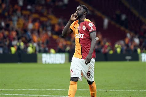 Galatasaray Korkutan Davinson Sanchez Geli Mesi