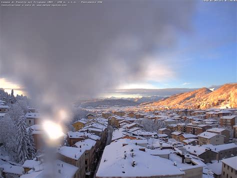 La Neve Torna A Dare Spettacolo Bianco Risveglio Domenicale Per L