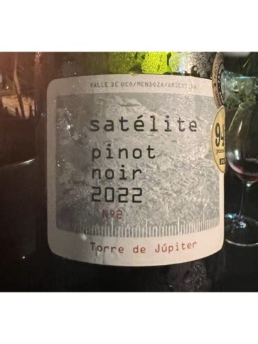 Familia Mill N Torre De Jupiter Satelite Pinot Noir Vivino Sverige