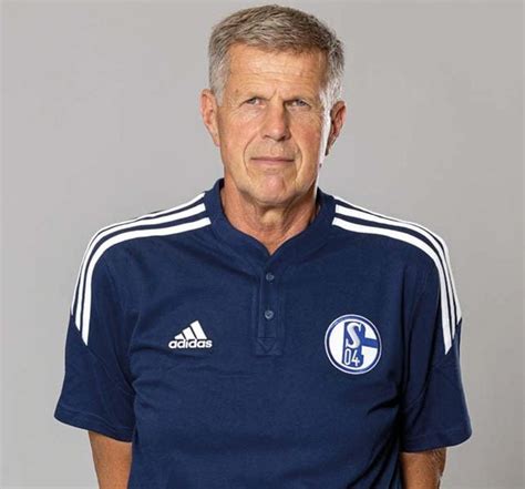 Trainer Und Staff U23 Knappenschmiede Schalke 04