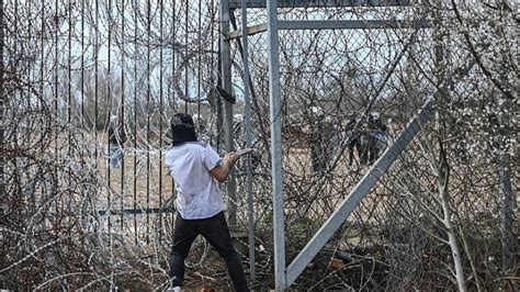 Yunanistan M Lteci Ak N Na Kar T Rkiye S N R Na Kilometrelik Yeni