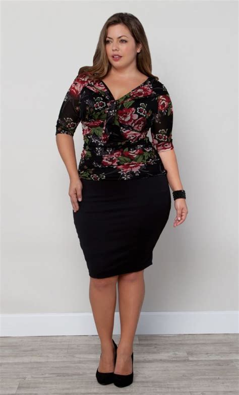 Plus Size Pencil Skirt Outfit Ideas