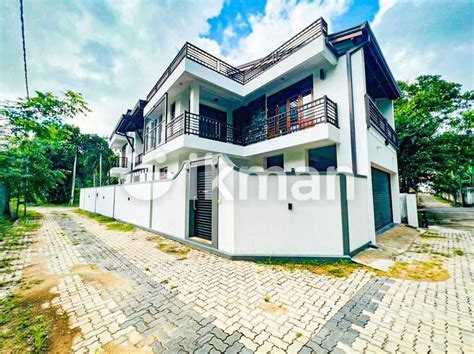 Luxury Brand New House Sale In Talawatugoda Ikman