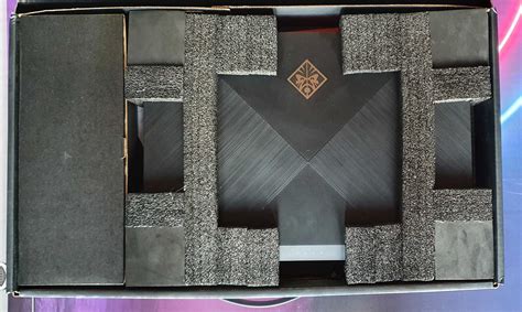 Laptop Gaming HP Omen 17 RTX 2070 I7-9750 SSD 512GB Ram 32GB Siret • OLX.ro