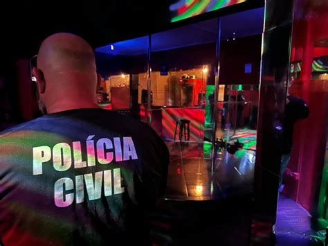 Polícia Civil fiscaliza casas noturnas em Florianópolis e interdita uma