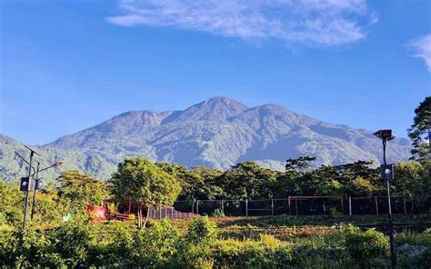 Ponen en marcha operativo de restricción de ascenso al volcán Tacaná