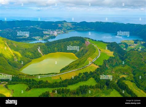 Paysage Avec Lac Lagoa De Santiago Banque De Photographies Et Dimages