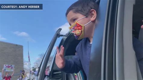 6 Year Old Cancer Survivor Gets Hero Welcome Back To School Fox News