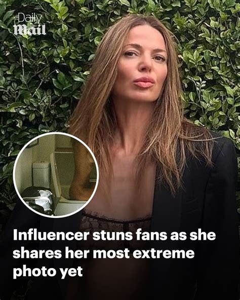 Daily - She shared a number of eye-popping mirror selfies 😲 Read more