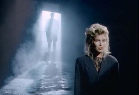 Kim Wilde You Keep Me Hangin On