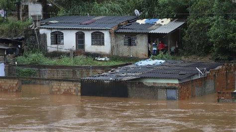 Mindestens 44 Tote bei Überschwemmungen in Brasilien