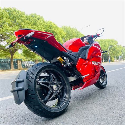 Popular Modle With 17 Inch High Speed Electric Motorcycle Big Power