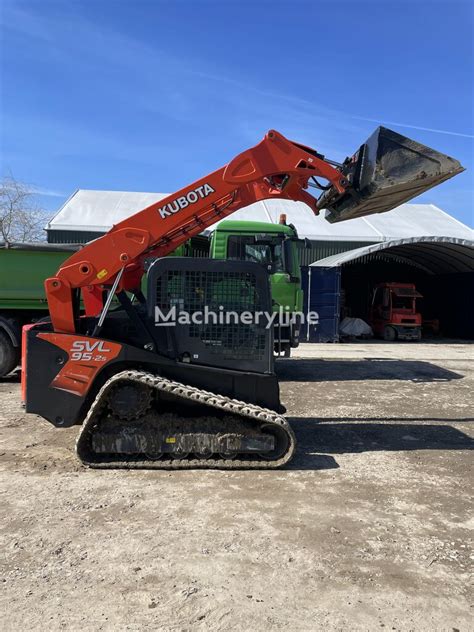 KUBOTA SVL 95 2S compact track loader for sale Poland Jodłówka Wałki