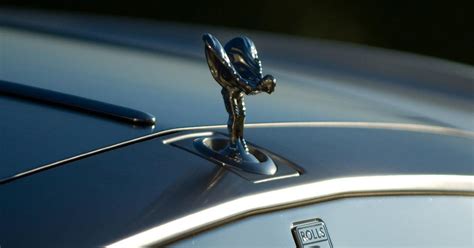 10 Most Iconic Hood Ornaments