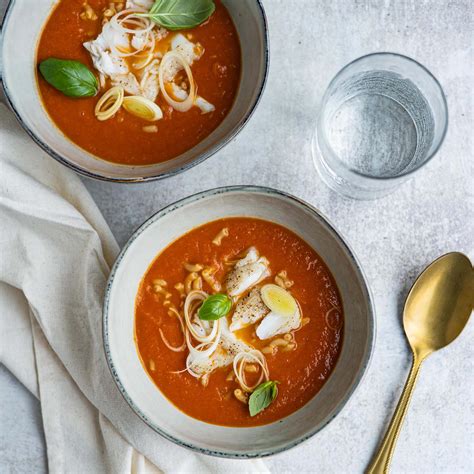 Maaltijdsoep Met Tomaat Pasta En Koolvis NewFysic