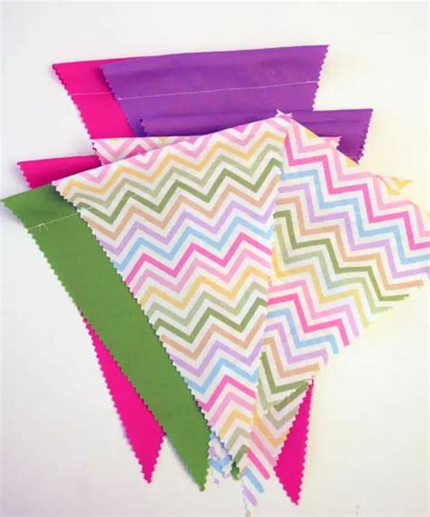 DIY: Chic Pennant Banner