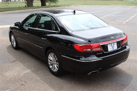 2011 Hyundai Azera Limited | Victory Motors of Colorado