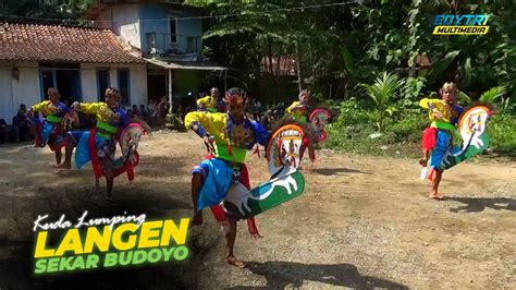 Kesenian Kuda Lumping LANGEN SEKAR BUDOYO KEPODANG Di Desa Sawangan