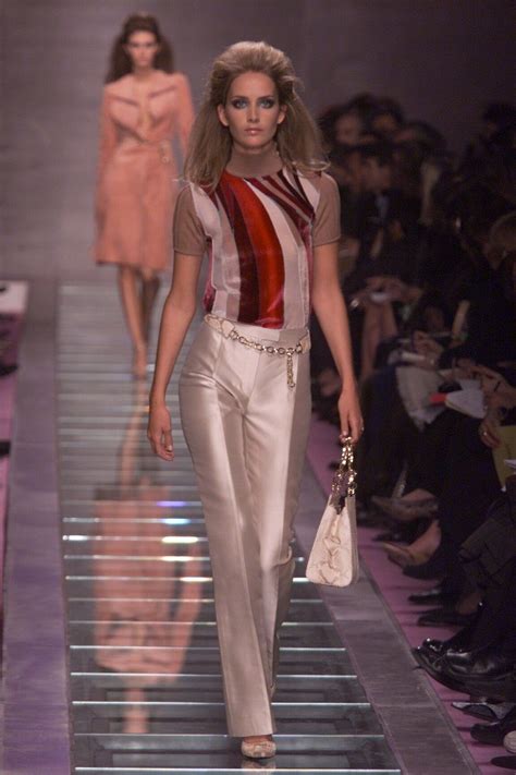 Versace Fall Ready To Wear Collection Runway Looks Beauty