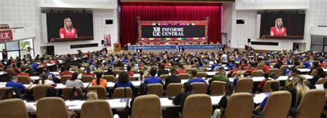 Adelante Díaz Canel encabeza clausura del congreso de jóvenes comunistas