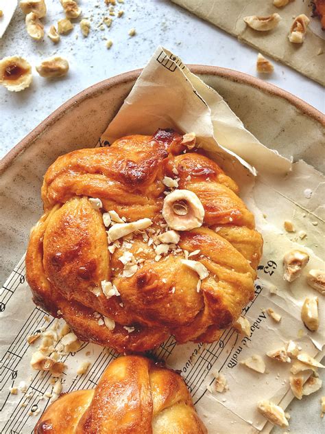 Swirl Breads ΜΕ ΚΑΡΑΜΕΛΩΜΕΝΟ ΖΑΧΑΡΟΥΧΟ