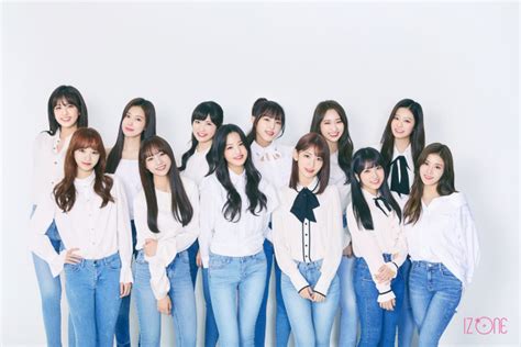 프로듀스 48 아이즈원 멤버 12인 완전체 프로필 이미지 공개 서울경제