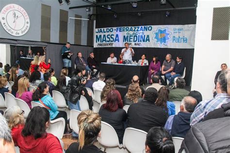 Ferrazzano recibió a precandidatos a diputados para apuntalar la