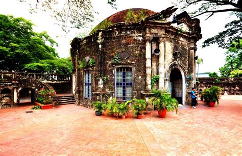 Paco Park In Manila A National Park In The Former City Cemetery