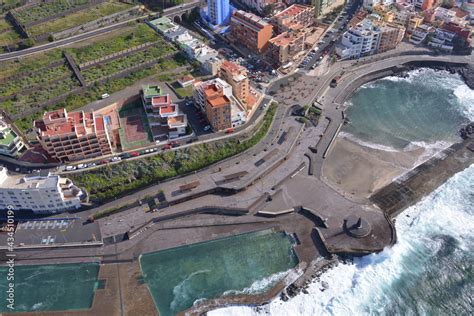 Fotograf A A Rea De La Costa Y Piscinas Naturales De Bajamar En La Isla