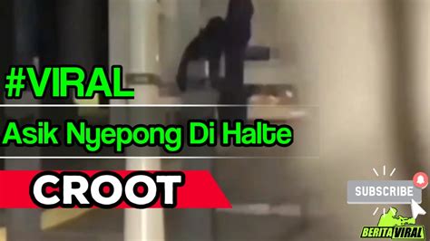 aksi mesum dua sejoli  halte bus jakarta viral nyepong youtube