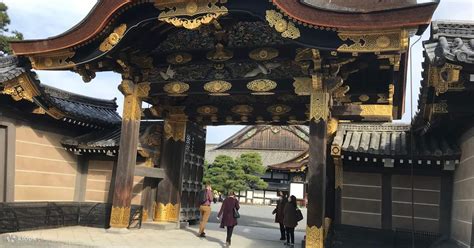 Half Day Walking Tour Of Kyoto Nijo Castle Nishiki Market And Gion