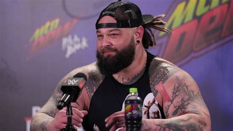 Former WWE champion Bray Wyatt dies at age 36 - ESPN