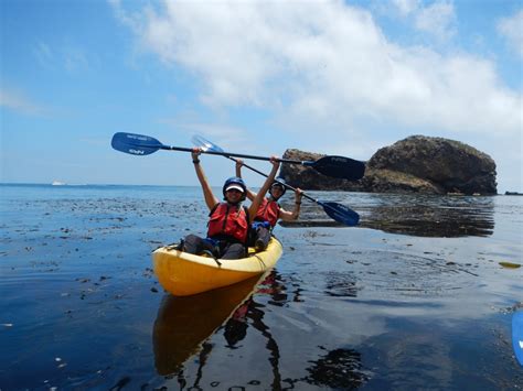 Channel Islands Kayaking – Kari & Sara.com