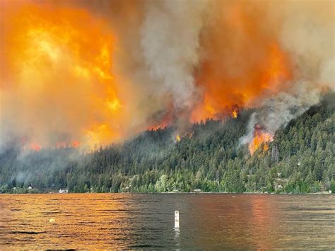 Out Of Control Wildfire Prompts Urgent Evacuations North Of Bc Resort