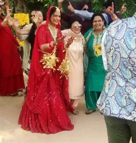 Mona Singh’s Wedding Pictures go Viral