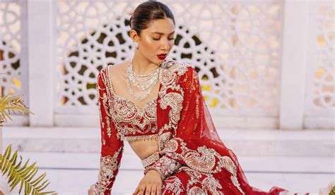 5 Times Mahira Khan Stunned As A Bride In Photoshoots