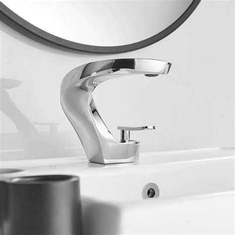 Luxury Basin Faucet Bathroom Sink Faucet Chrome Taps Basin Faucet Mixer